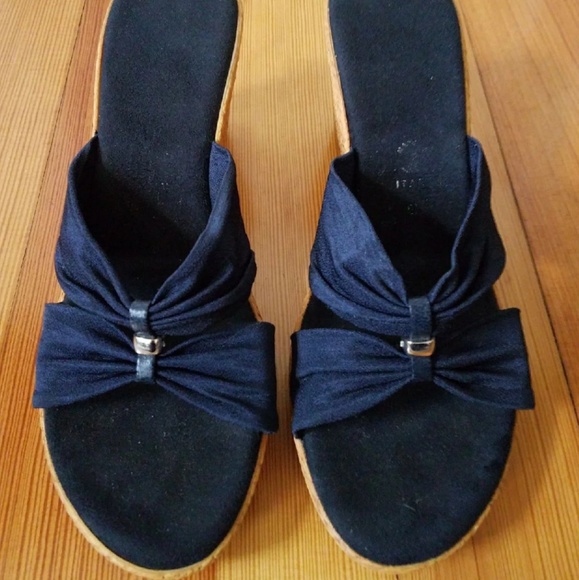 Navy wedge sandals - Picture 1 of 2